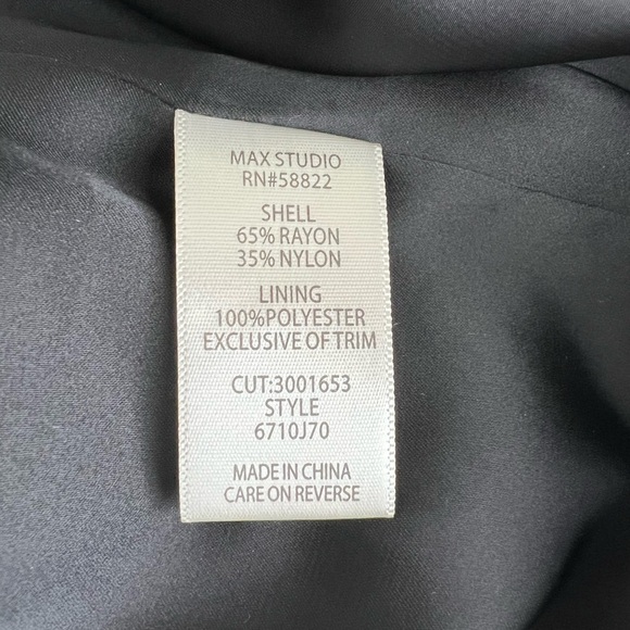 💕 Max Studio Crushed Velvet Halter Top - Navy Blue/Black Size S - Picture 7 of 8